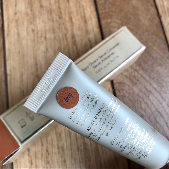 NIB Aqua Glow Serum Deep Concealer New - Picture 2 of 8